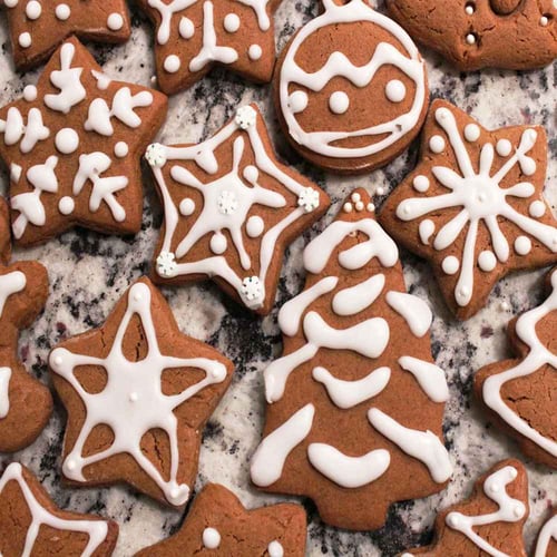 National Gingerbread Cookie Day